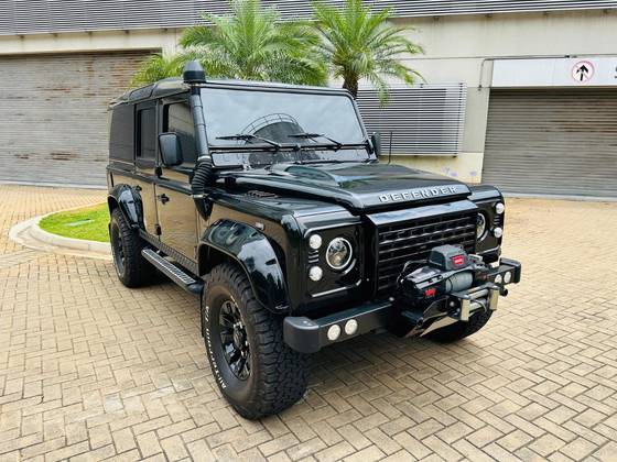 LAND ROVER DEFENDER 2.5 HARD TOP 110 TURBO DIESEL 4P MANUAL LAND ROVER DEFENDER 2.5 HARD TOP 110 TURBO DIESEL 4P MANUAL